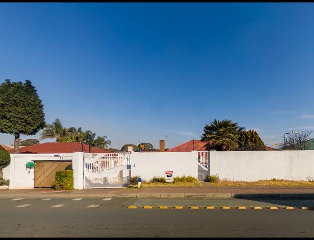 3 BEDROOM HOUSE FOR SALE IN HOMESTEAD PARK
